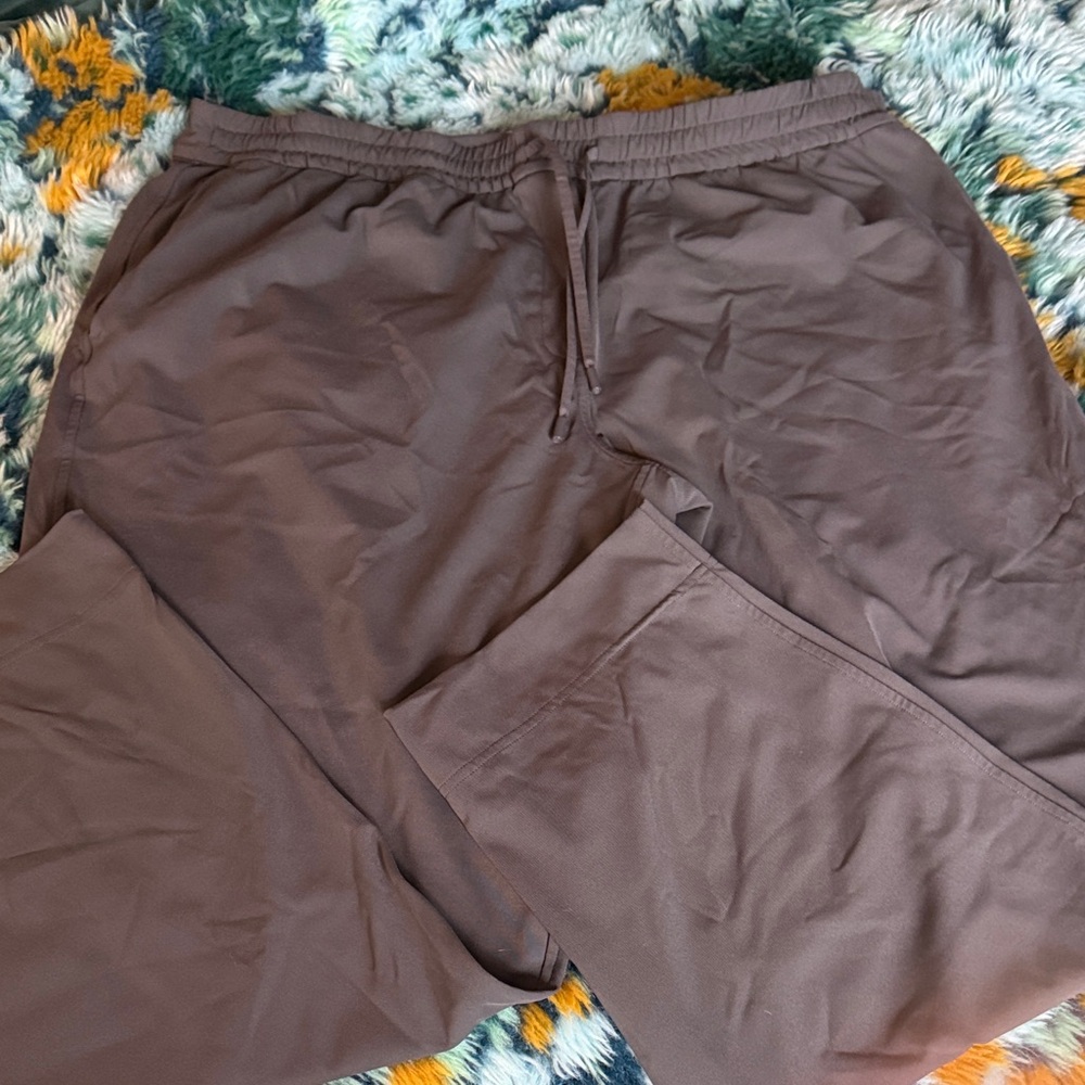 lululemon athletica Women’s Gray Joggers